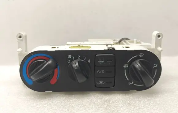 Nissan Terrano Climate control unit EA47236701