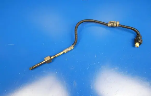 Mercedes-Benz C W205 Exhaust gas temperature sensor A0009058904