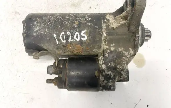 Volkswagen Golf IV Starter motor