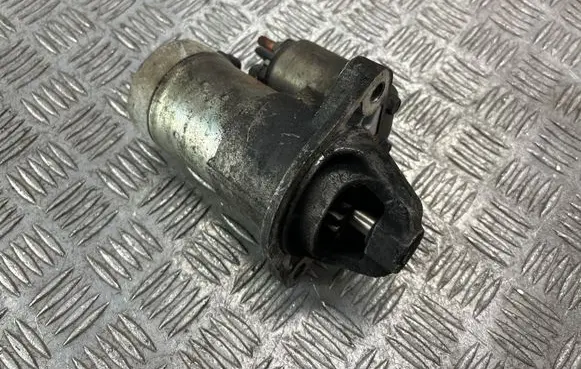 Opel Astra J Starter motor 8980147432 S114925C 110828