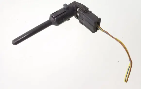Mercedes-Benz CLK A208 C208 Coolant level sensor 2105450024