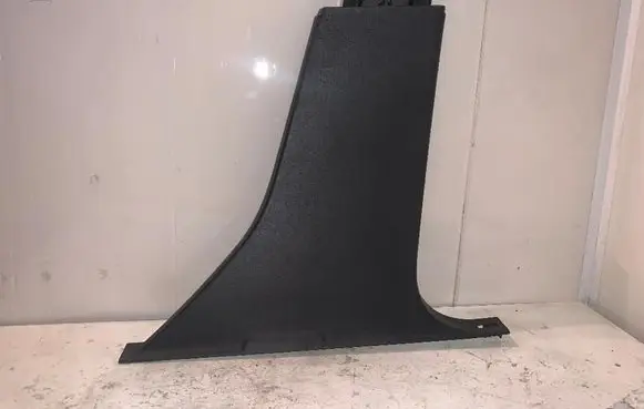 (B) pillar trim (bottom)