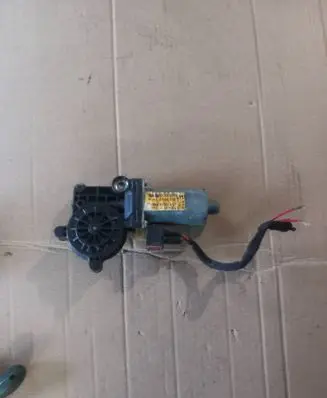 Saab 9-5 Front door window regulator motor 5184817 5184833
