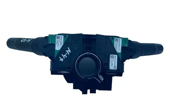 Mazda 2 Wiper turn signal indicator stalk/switch DF7166120A