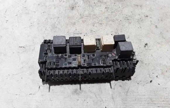 Mercedes-Benz CLA C117 X117 W117 Fuse module A2469067100