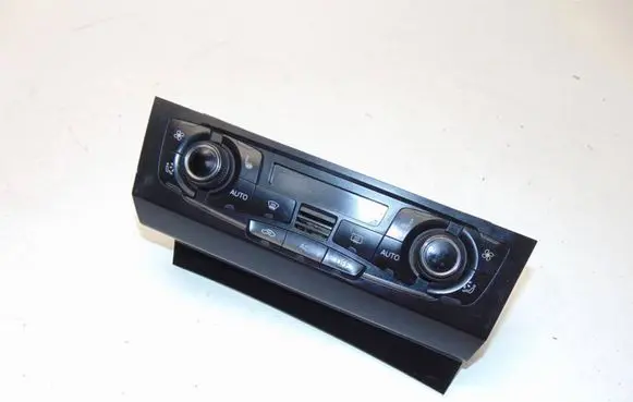 Audi A5 8T 8F Climate control unit 8T2820043T
