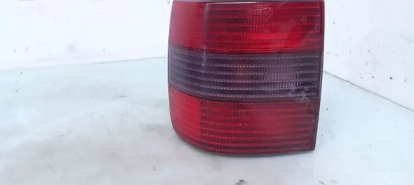 Volkswagen PASSAT B4 Rear/tail lights 3A9945111B 3A9945257