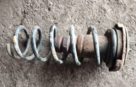 Volvo XC60 Rear coil spring