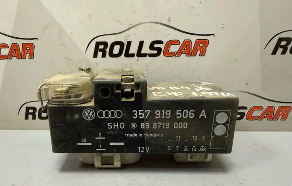 Volkswagen PASSAT B4 Coolant fan relay 357919506A