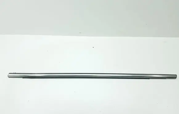 Front door glass trim molding
