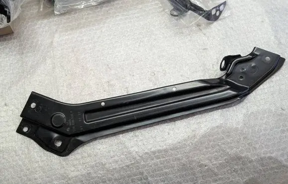 Skoda Karoq Radiator support slam panel bracket 57A806930A