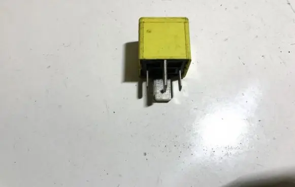 Opel Combo C Other relay v23134j52x369 v23134-j52-x369
