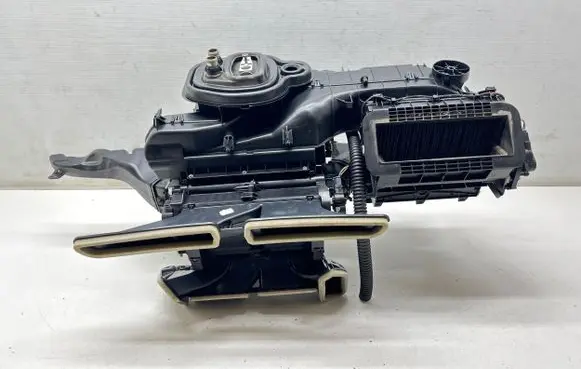 Interior heater climate box assembly