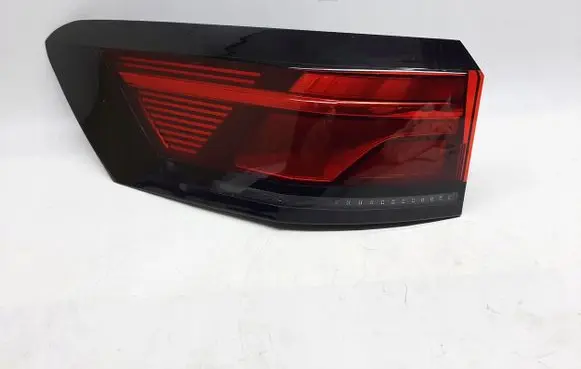 Volkswagen PASSAT B9 Rear/tail lights 3J0945095
