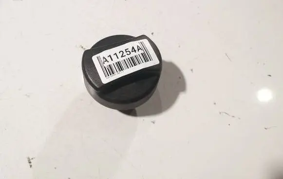 Opel Zafira A Fuel tank filler cap 