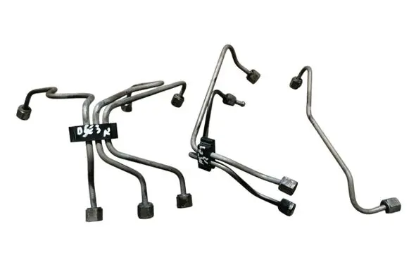 Fuel injector supply line/pipe