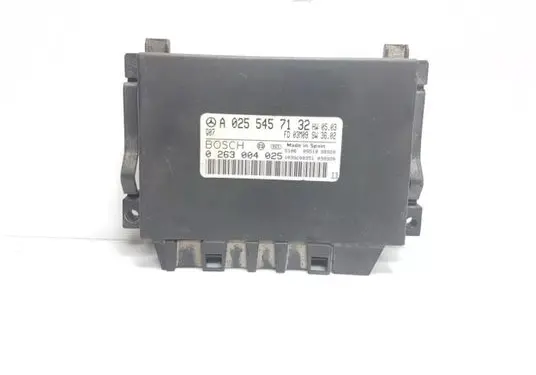 Mercedes-Benz E W211 Parking PDC control unit/module A0255457132