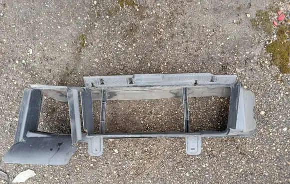 Ford Focus Intercooler air guide/duct channel F1EB8314AB