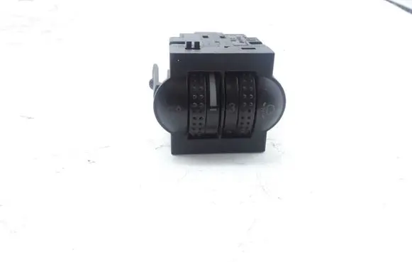 Volkswagen PASSAT B5 Headlight level height control switch 3B0941333A