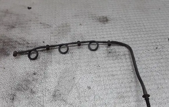 Fuel return line/hose