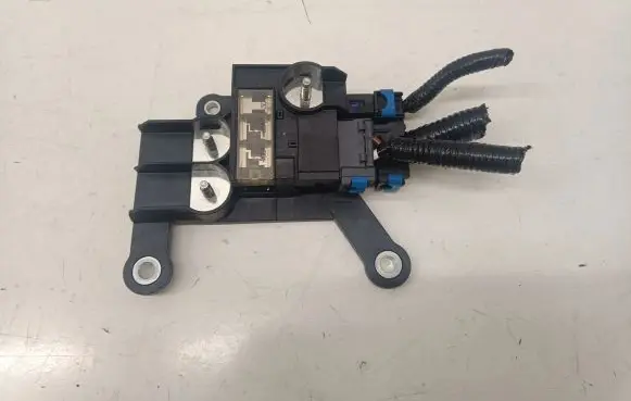 Nissan Qashqai J12 Positive wiring loom 