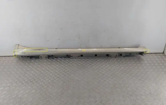 Lexus ES VII XZ10 Sill 7585033170