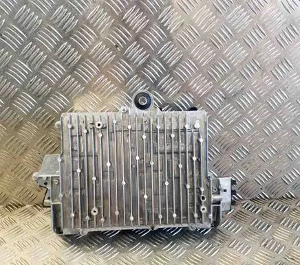 Tesla Model 3 Air suspension control unit module (rear) 111818272H 110033400D