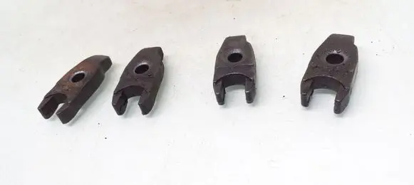 Citroen C5 Fuel Injector clamp holder
