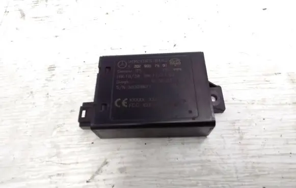 Mercedes-Benz E A207 Alarm control unit/module A2079057501