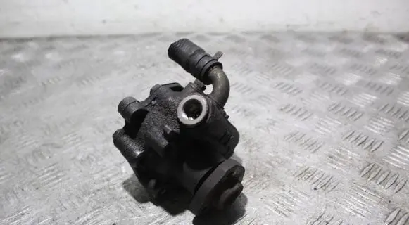 Volkswagen Golf IV Power steering pump
