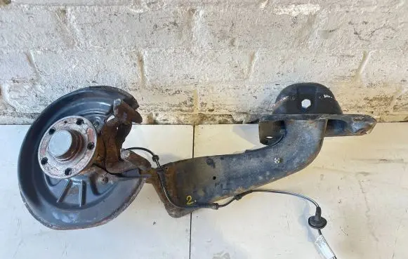 Volkswagen Golf VI Rear wheel hub 1K0505226H