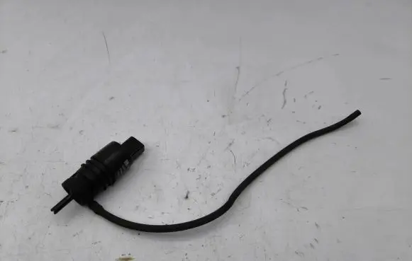 Opel Antara Windscreen/windshield washer pump 13250356 3240115