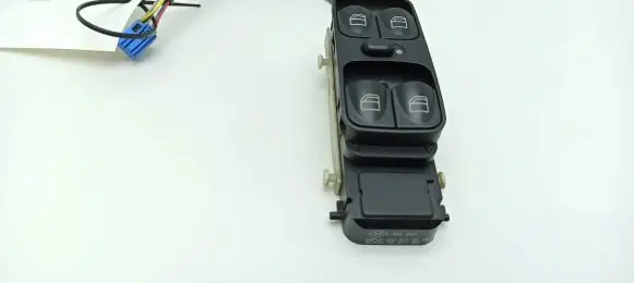 Mercedes-Benz C W203 Electric window control switch A2038218051 501810