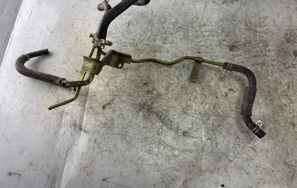 Nissan Navara D40 Engine coolant pipe/hose
