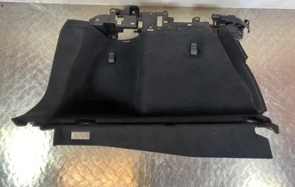 Trunk/boot lower side trim panel