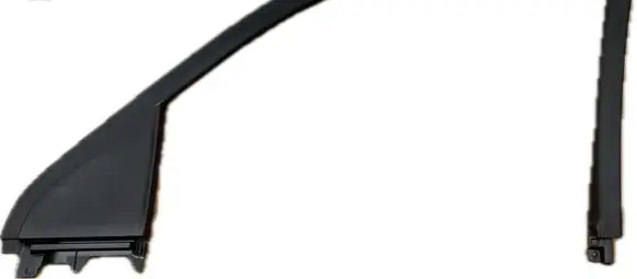 GMC Yukon Front door trim (molding) 22772911