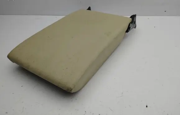 Mercedes-Benz C W203 Rear seat armrest 