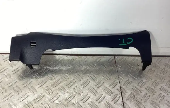 Dashboard lower bottom trim panel
