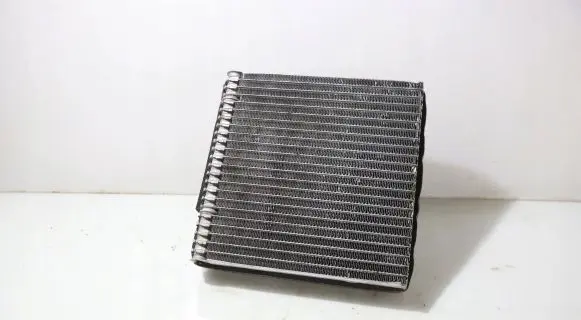 Volkswagen Touran II Air conditioning (A/C) radiator (interior) 