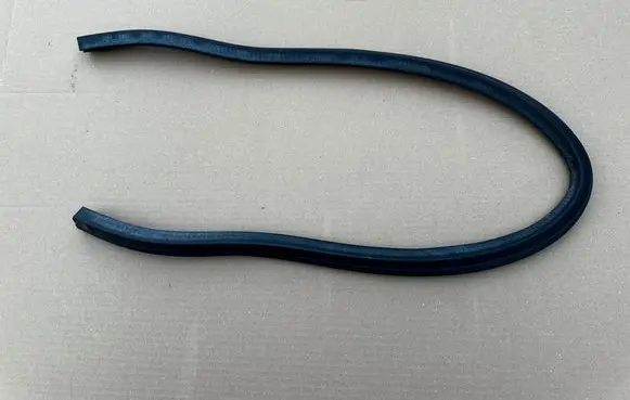 Audi Q3 F3 Engine compartment rubber 8s0823723a