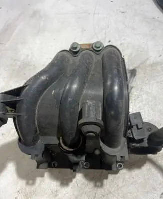Volkswagen Polo IV 9N3 Intake manifold 5WS02530