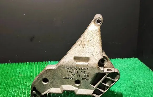 Volkswagen Caddy Engine mounting bracket 03G199207F V200KTS61