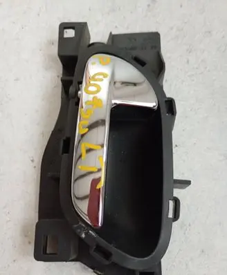 Peugeot 407 Rear door interior handle