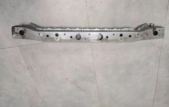 Nissan Leaf II (ZE1) Front bumper cross member 620325SA0A