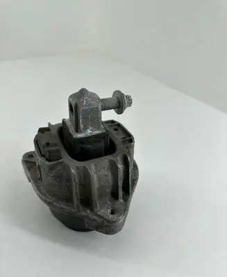 BMW 7 F01 F02 F03 F04 Engine mount bracket 6775905 68623513 2036040