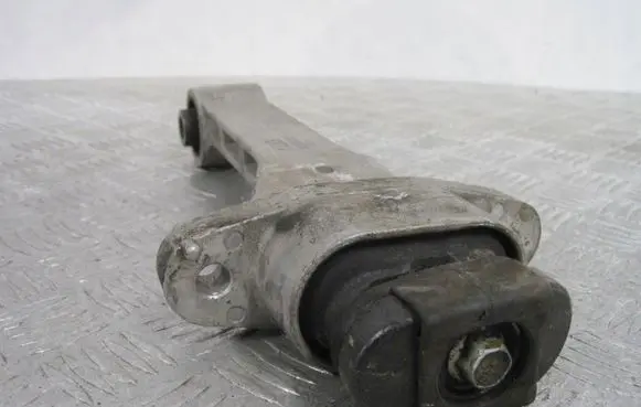 KIA Sportage Engine mount vacuum valve 21957D9000