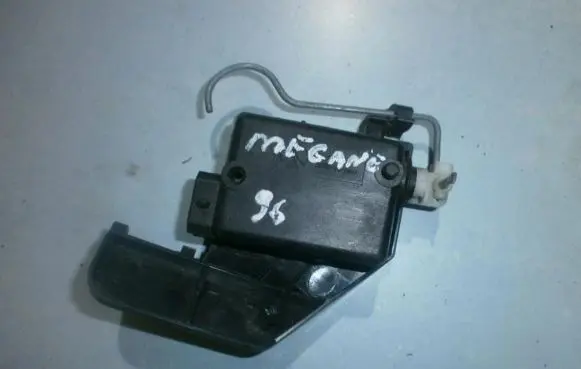 Renault Megane I Central locking motor 7700838340