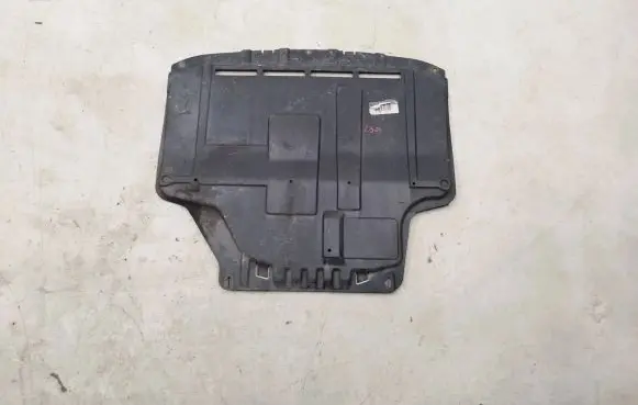 Engine splash shield/under tray