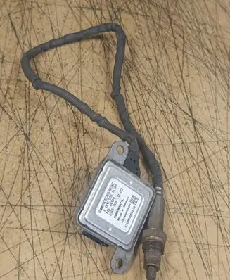 Mercedes-Benz E W213 Lambda probe sensor A0009050108