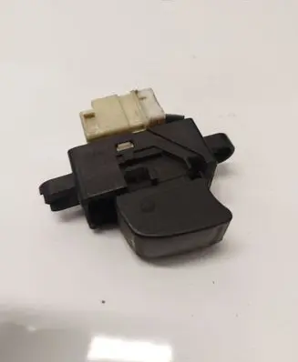 Nissan X-Trail T30 Electric window control switch 
